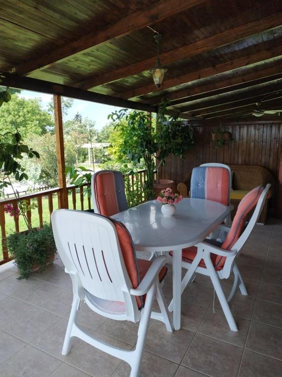 Ivonnis Garden Villa Mesimvria  Exterior foto
